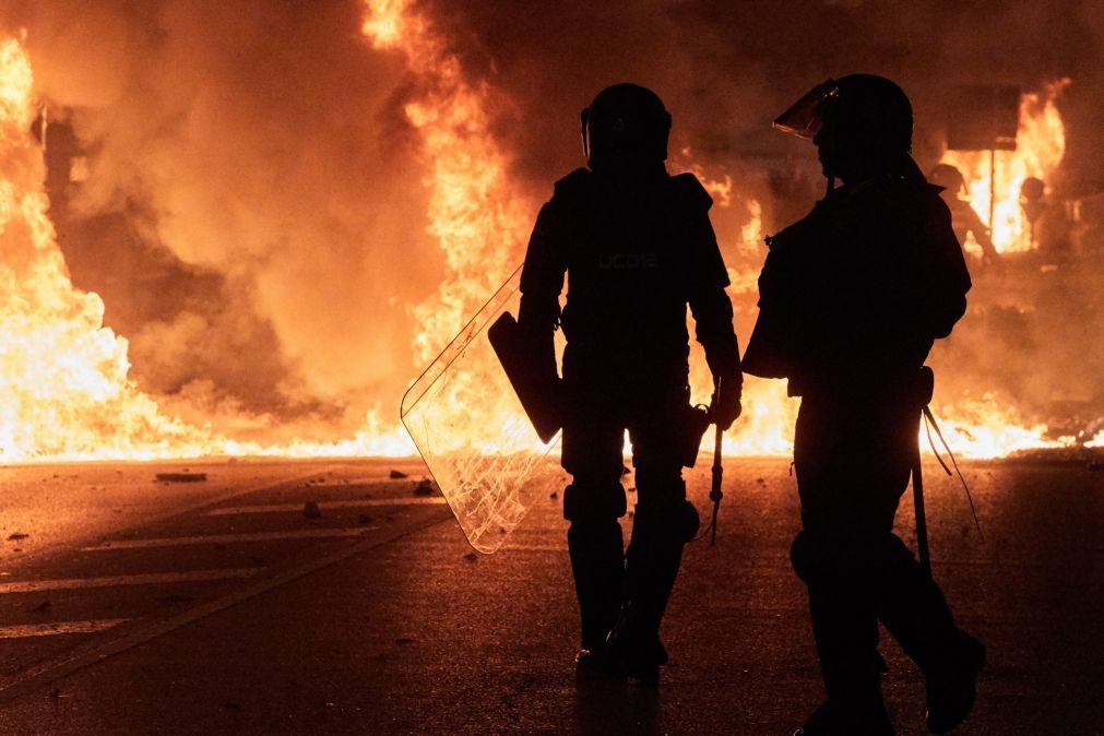 Centenas de detenções e feridos nas manifestações na Catalunha