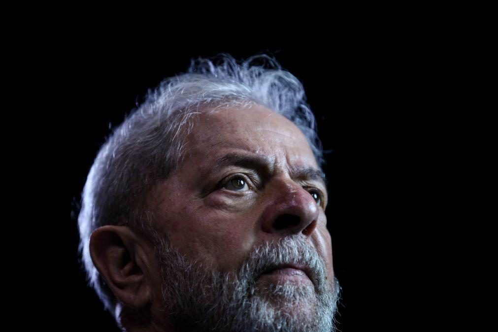 Procuradores querem repetir julgamento do antigo Presidente brasileiro Lula da Silva