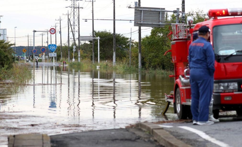 Chuvas torrenciais fazem dez vítimas mortais no Japão