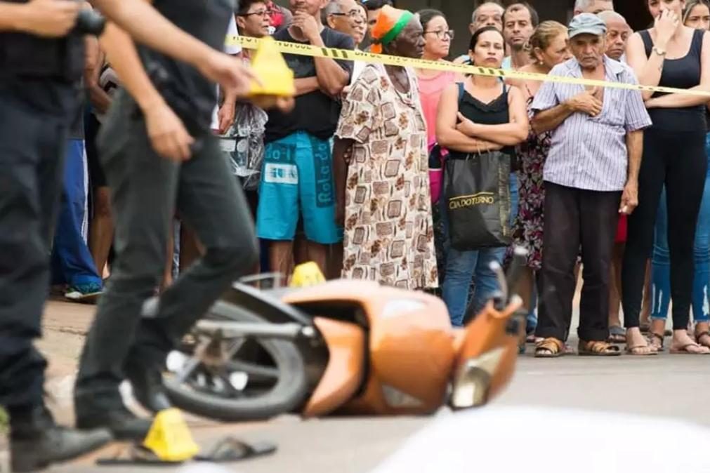 Estudante de enfermagem assassinada à facada em frente ao filho