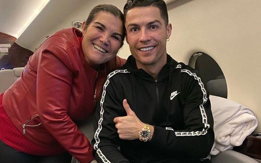 Cristiano Ronaldo quebra silêncio sobre estado de saúde da mãe