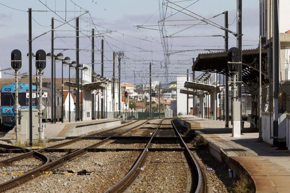 Jovem eletrocutado em estação ferroviária de Palmela com prognóstico reservado