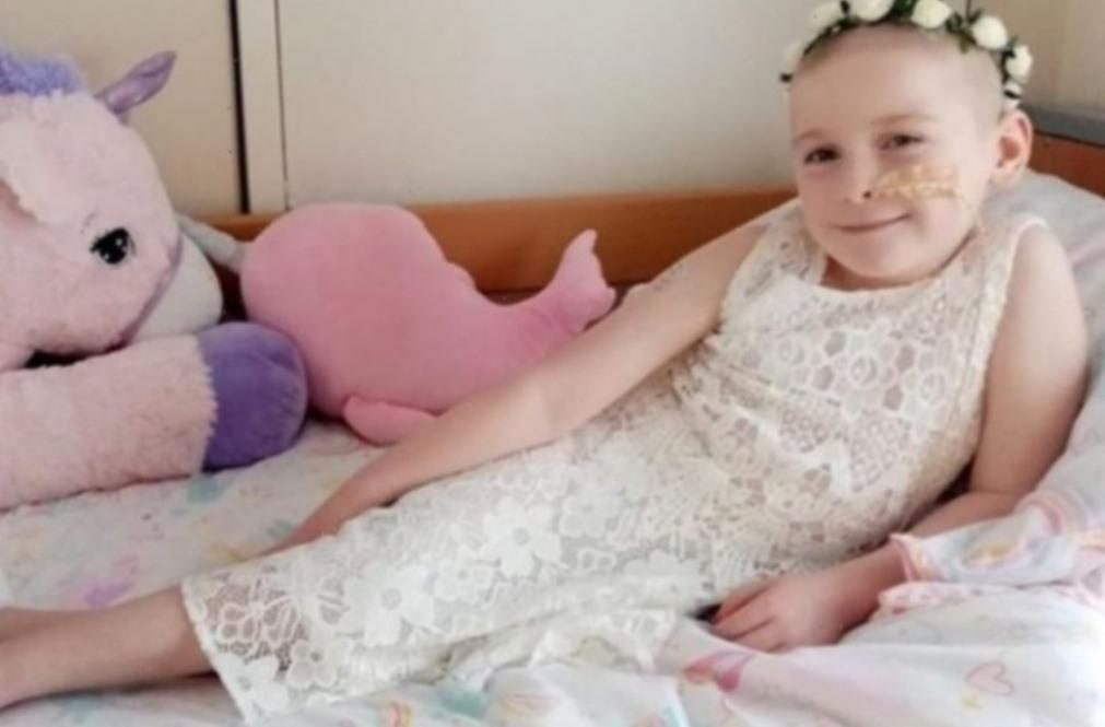 Morreu Darcy McGuire, a menina de 8 anos que planeou funeral após saber que tinha cancro