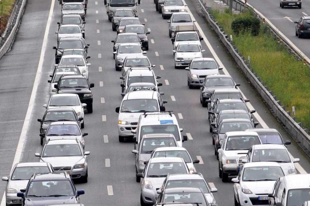 Inundações obrigam ao corte da A29, em Santa Maria da Feira