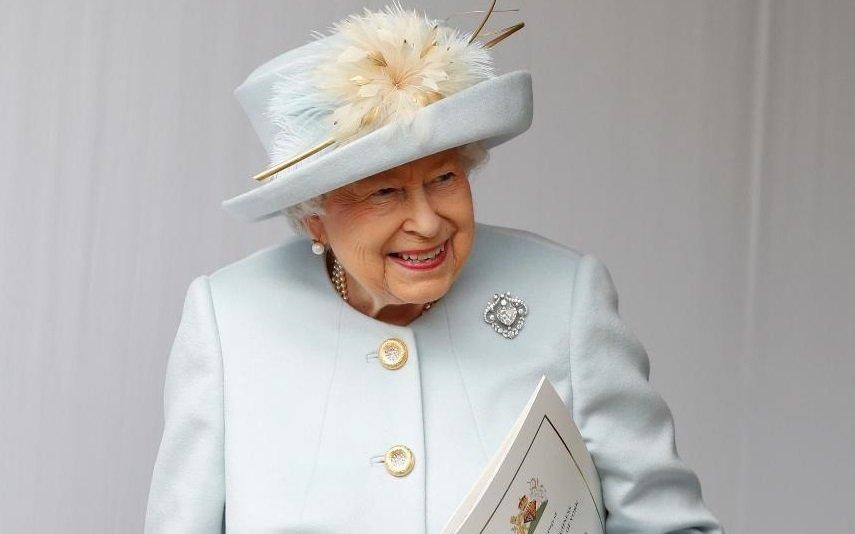 Isabell II A receita dos biscoitos que não podem faltar no Natal da rainha