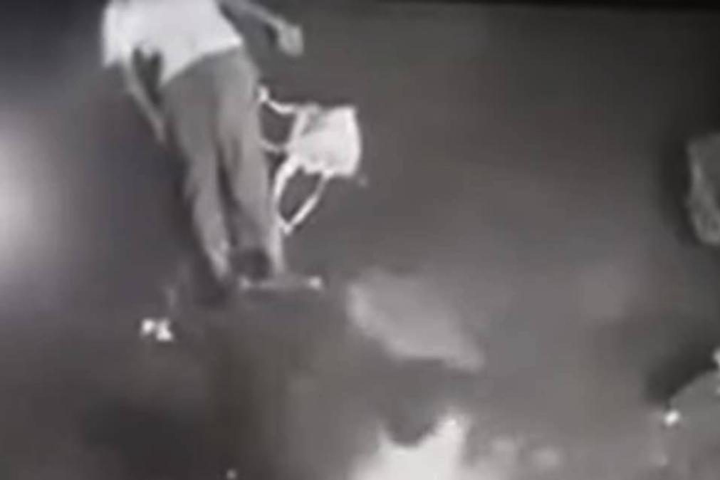 Mata assaltante com arremesso de botija de gás [vídeo]