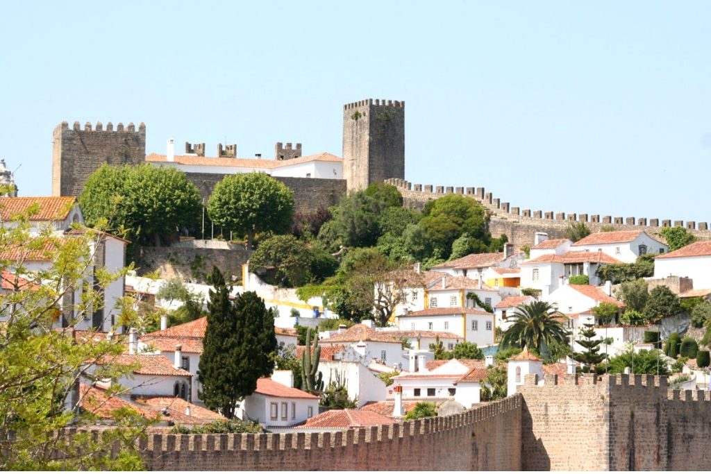 Óbidos: Turista francês morre após cair de muralha