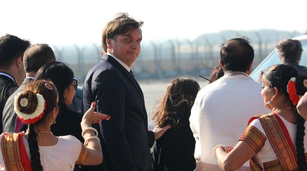 Bolsonaro chega à Índia para primeira visita oficial