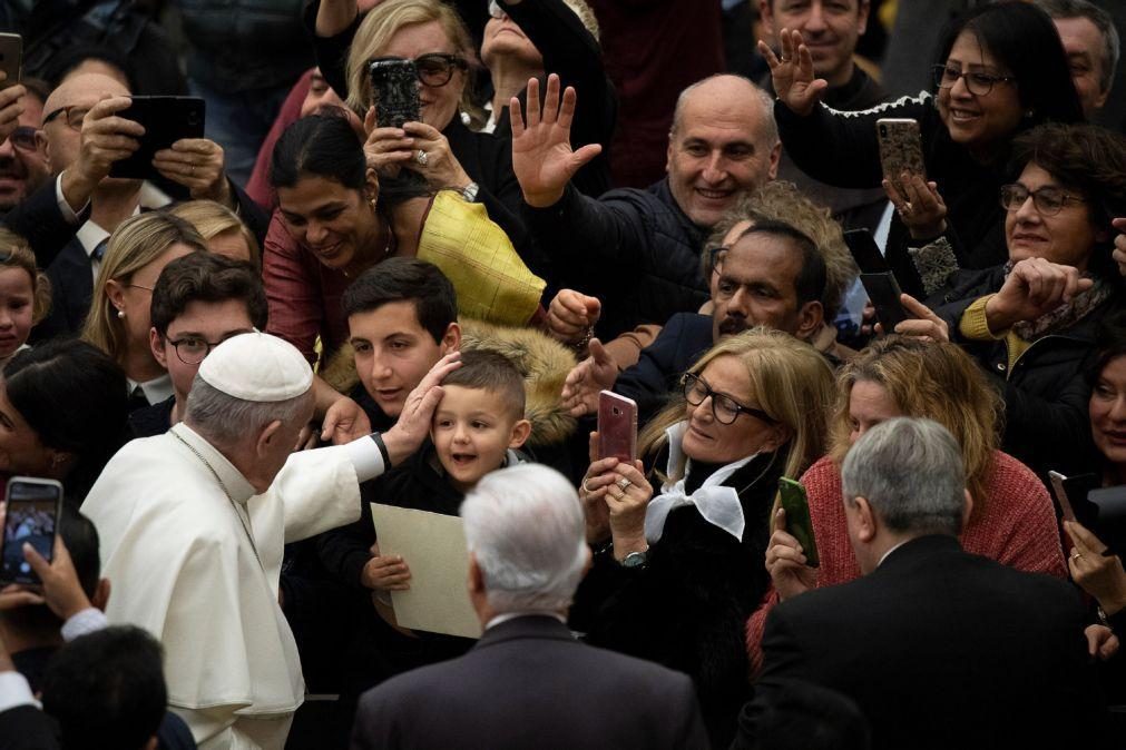 Papa Francisco sublinha que é um dever lembrar o Holocausto
