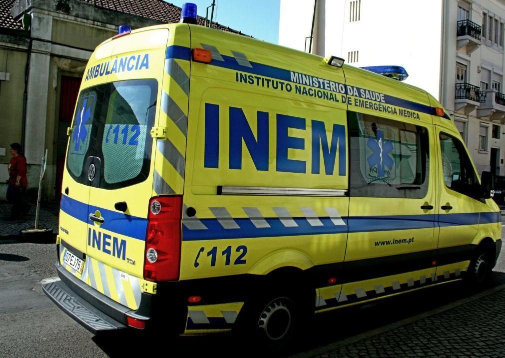 Jovem morre atropelado por comboio em Lisboa ao tentar atravessar linha