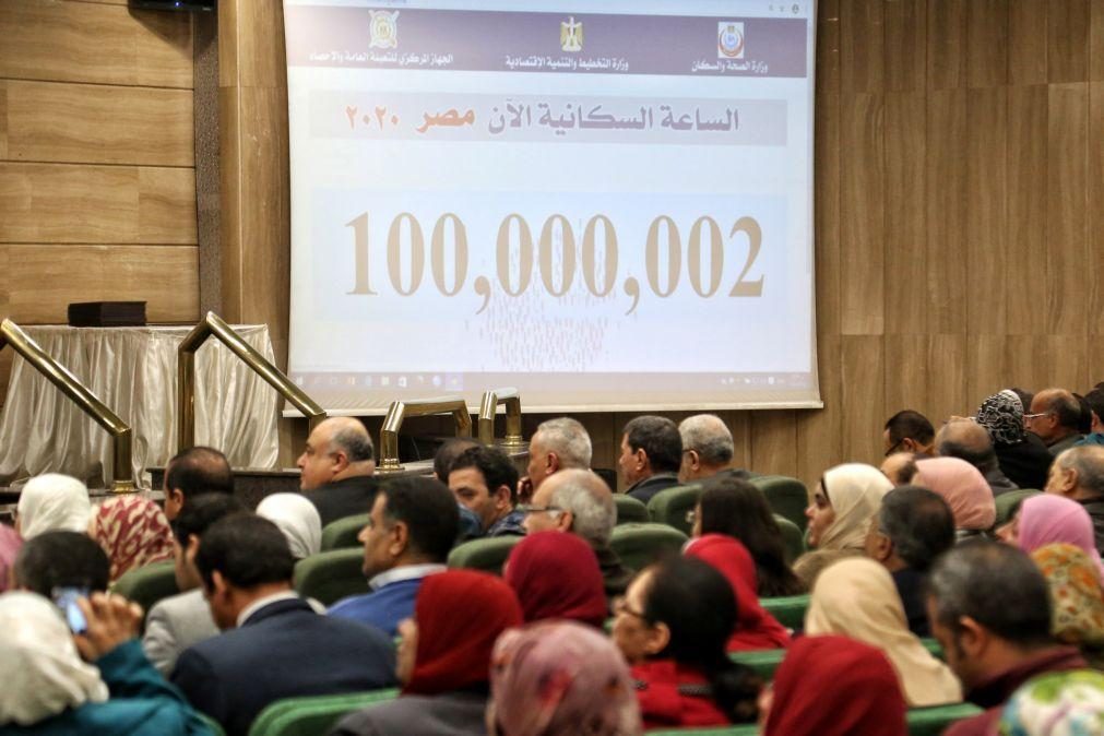 Egito atinge 100 milhões de habitantes e torna-se no país árabe mais populoso
