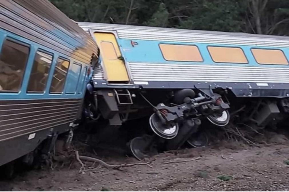 Atualização | Pelo menos dois mortos em descarrilamento de comboio na Austrália