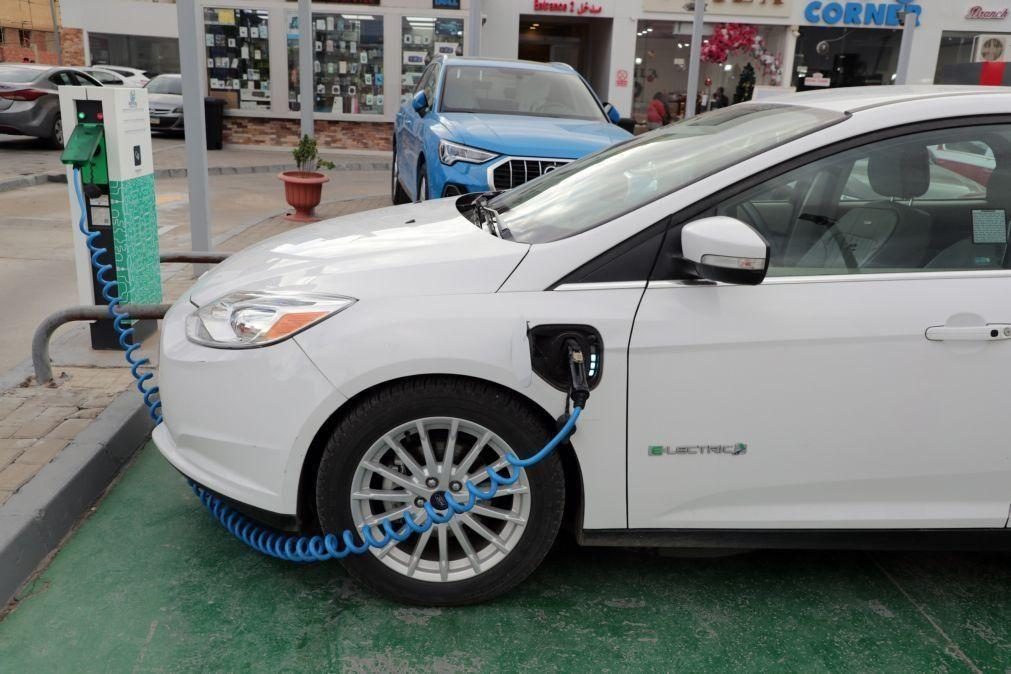 Carros elétricos: Galp e Nissan vão instalar 20 novos pontos de carregamento rápido
