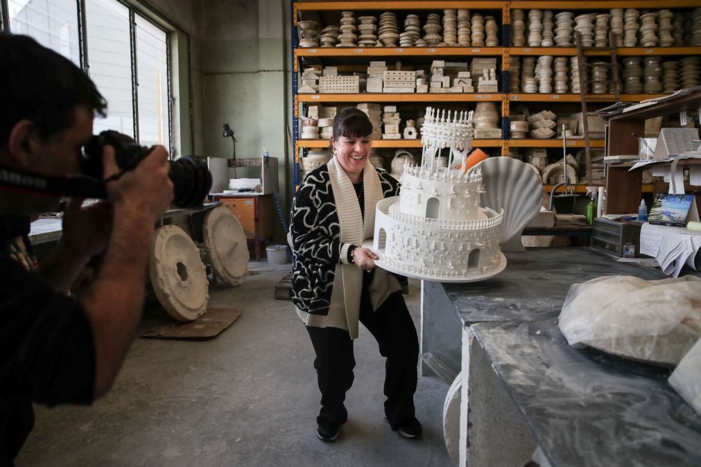 Joana Vasconcelos cria edifício de 12 metros em forma de bolo de noiva
