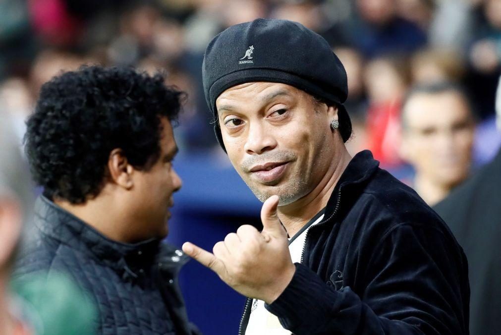 Ronaldinho Gaúcho em prisão preventiva no Paraguai