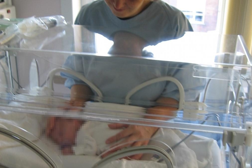 Mãe acusa médica do Hospital de São João de retirar oxigénio a bebé em coma