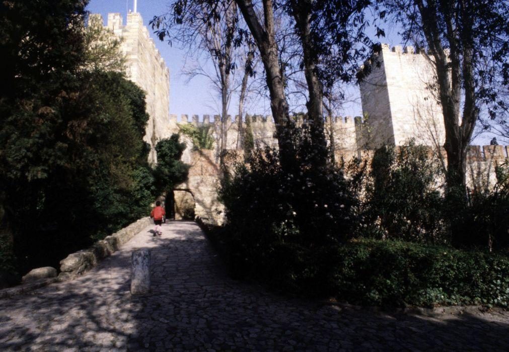 Covid-19: Câmara de Lisboa fecha Castelo de São Jorge