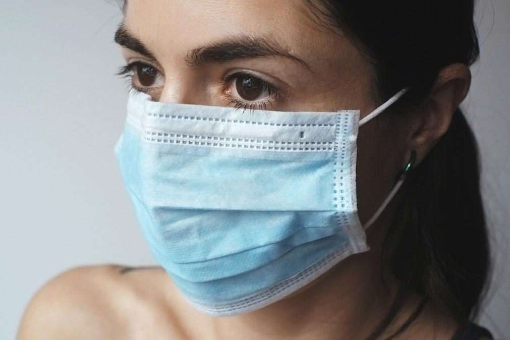 ALERTA | Médicos estão a receber máscaras fora de prazo de validade
