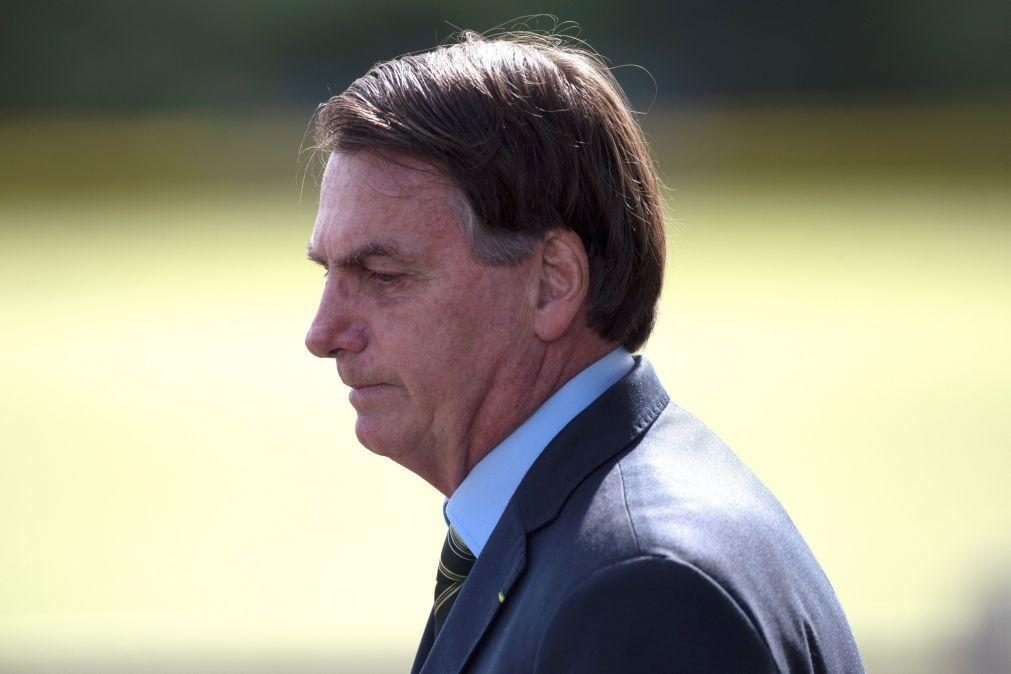 Bolsonaro volta a subestimar Covid-19: «Nada acontece com os brasileiros»