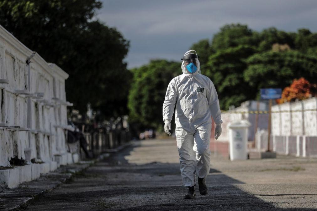 Covid-19: Brasil tem quase 300 mortos e regista terceiro dia seguido com mais de mil infetados