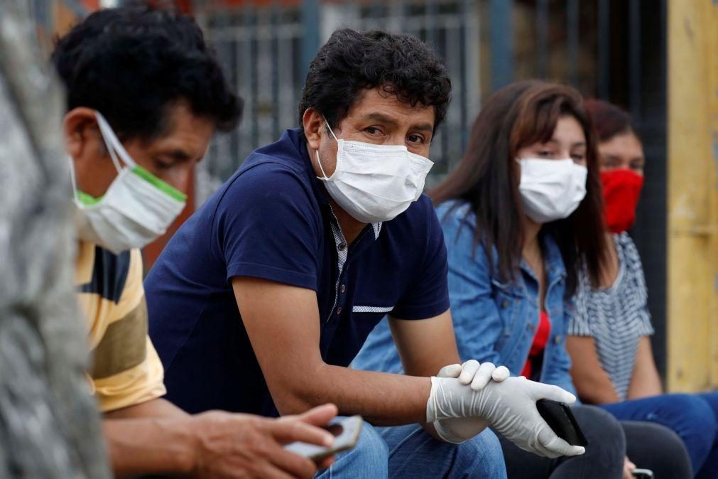 Covid-19: Peru proíbe saídas à rua de homens e mulheres nos mesmos dias