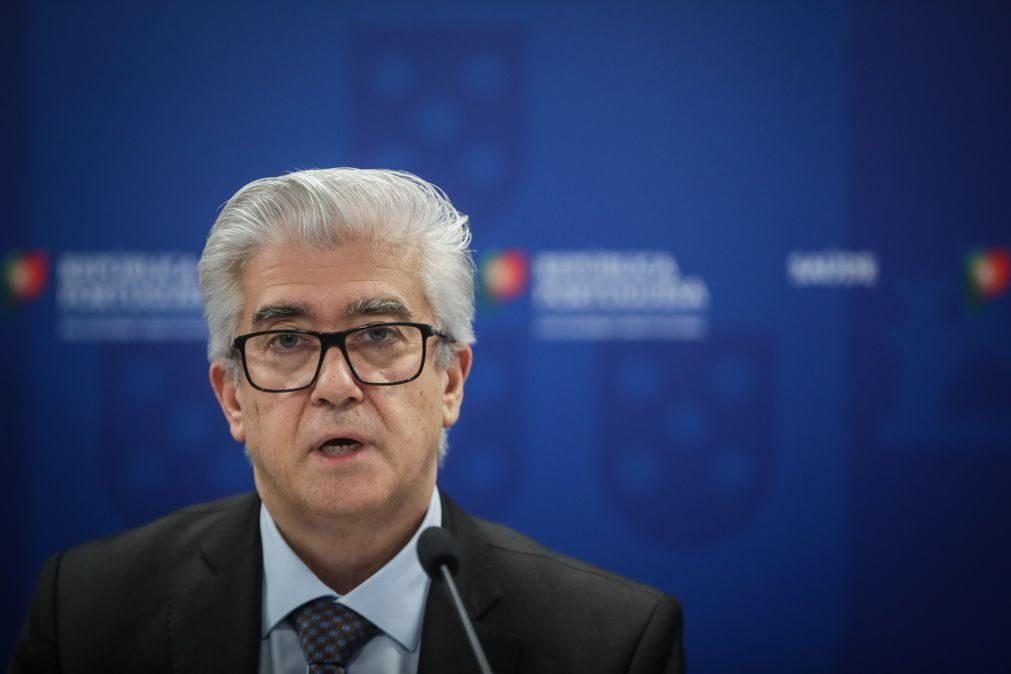 Secretário de estado da Saúde diz que portugueses «não devem vacilar» no isolamento