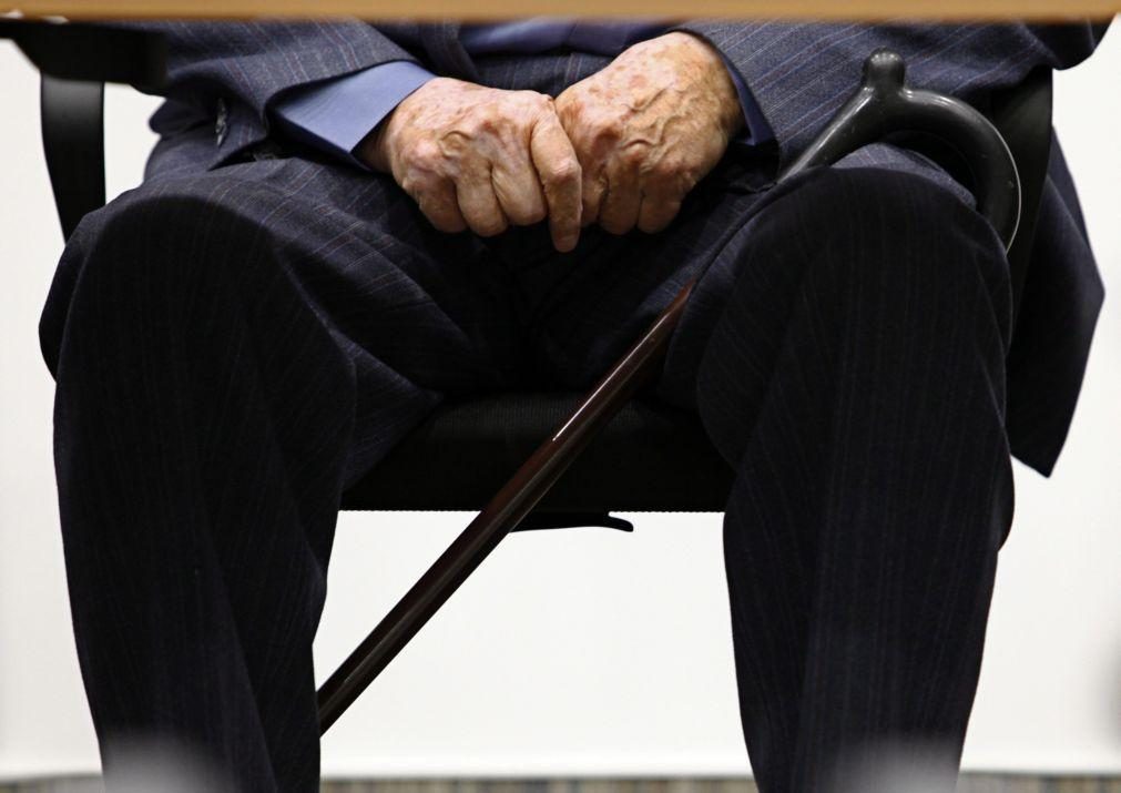 Itália investiga morte de idoso em lares
