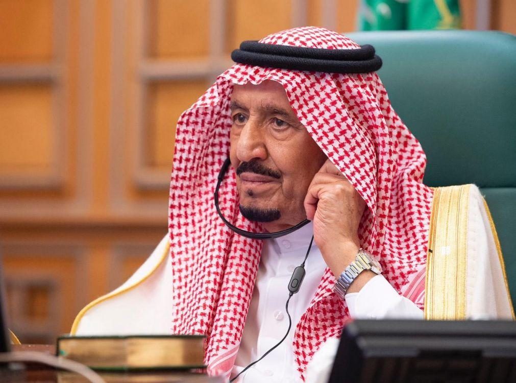 Arábia Saudita acaba com pena de morte para menores