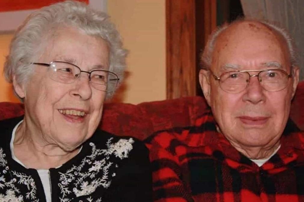 Casal junto há 73 anos morre no mesmo dia vítima de covid-19