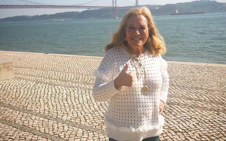 Teresa Guilherme Ajuda a distribuir cabazes solidários: «Um bocadinho de carinho»