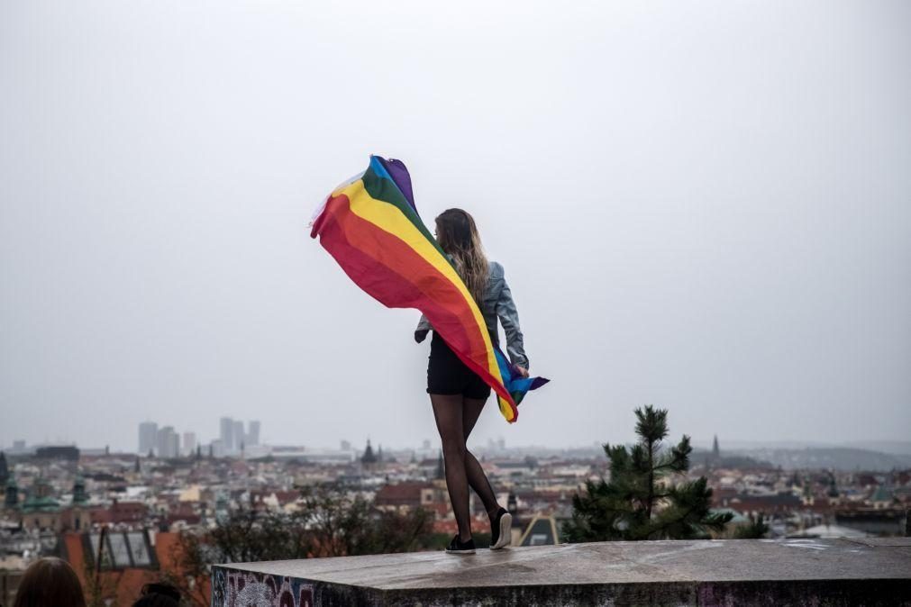 Discriminação de gays, lésbicas e transgénero ainda é elevada na Europa