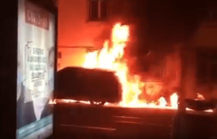 Detido jovem de 20 anos suspeito de incendiar carros durante a madrugada em Lisboa