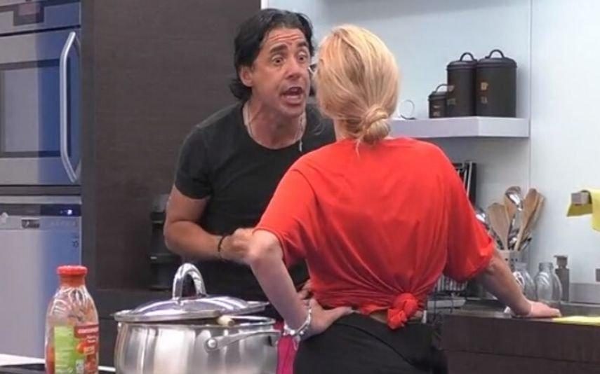 Teresa e Pedro Soá Após bronca dos hambúrgueres, há discussão agreste por causa de iogurte