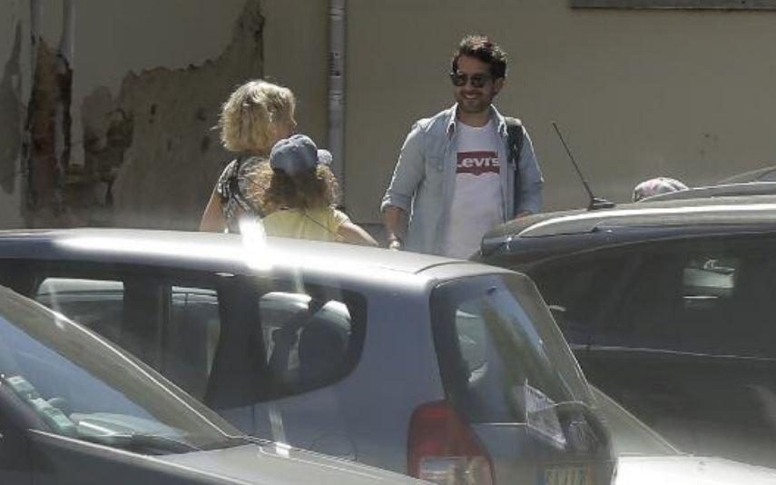 Luciana Abreu passeia com as filhas e o novo namorado (fotos)