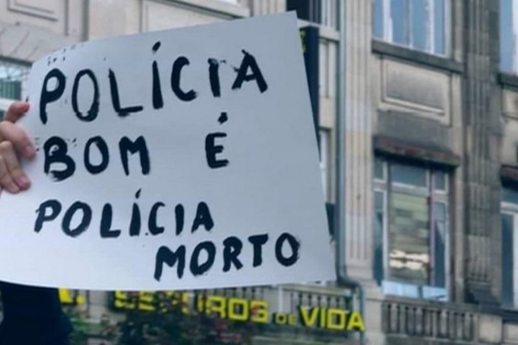 PSP identifica portador do cartaz com incentivos à 'violência contra polícias'