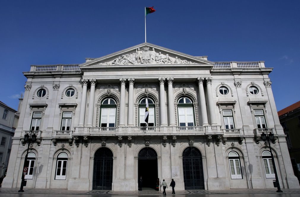 Há 33 casos ativos de covid-19 entre os funcionários da Câmara de Lisboa