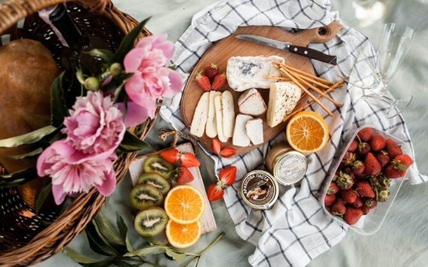 Dia Internacional do Piquenique 7 petiscos perfeitos para fazer um piquenique saudável