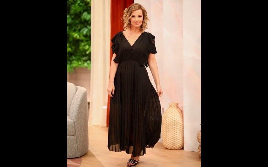 Cristina Ferreira Usa vestido preto e simples no programa da SIC... mas nem por isso abaixo dos 100 euros