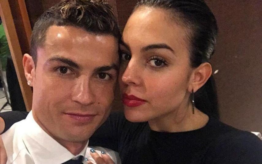 Cristiano Ronaldo derrete-se com Georgina em lingerie: «A mulher mais bonita do mundo»