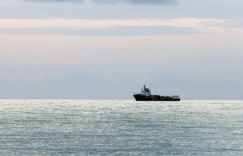 Itália impõe quarentena de duas semanas ao navio humanitário 