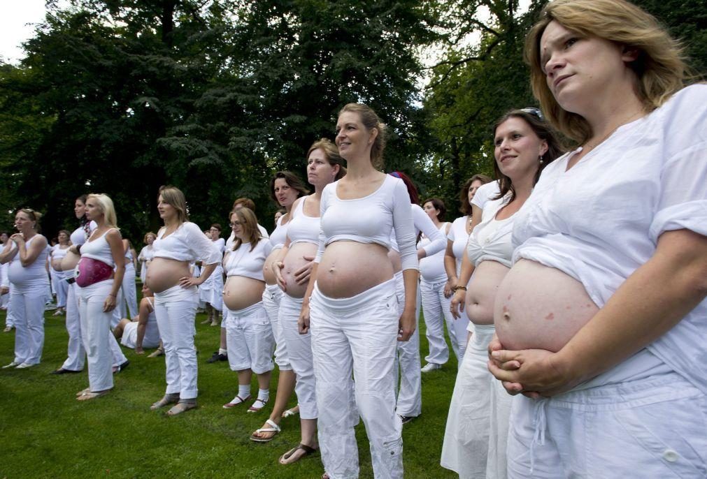 BE quer dispensas de trabalho ilimitadas para pais acompanharem grávidas a consultas