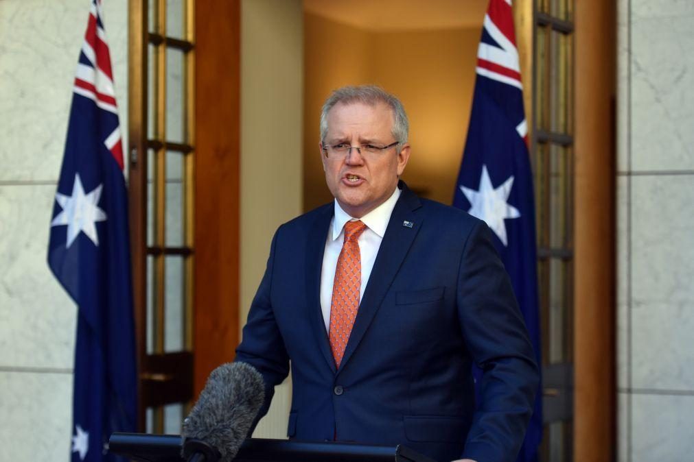 Primeiro-ministro australiano apoia procurador-geral acusado de violação