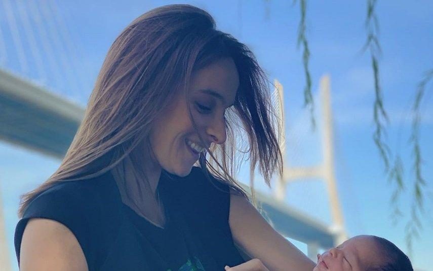Sara Prata Partilha momento amoroso captado no primeiro passeio com a filha Amélia