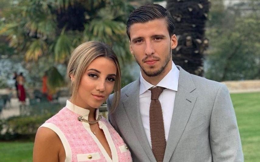 Namoro de Rúben Dias e April Ivy chega ao fim