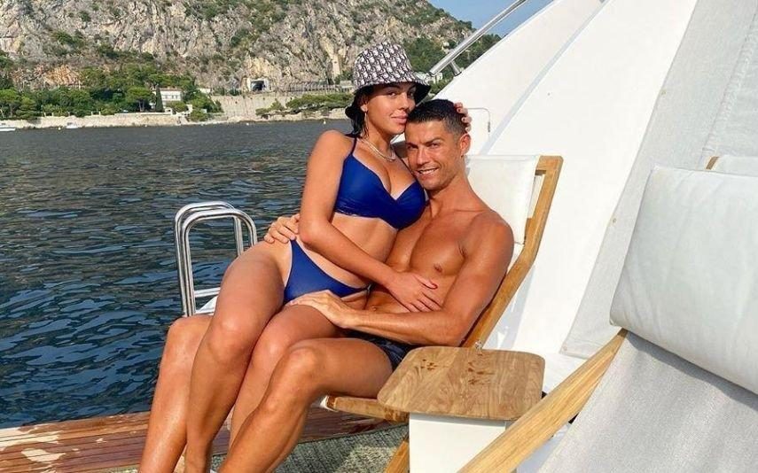 Ronaldo e Georgina fotografam-se um ao outro e derretem fãs ao pôr-do-sol