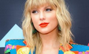 Taylor Swift e Joe Alwyn terminam namoro de 6 anos