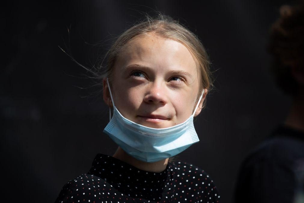 Clima: Greta Thunberg regressa à escola após ano sabático