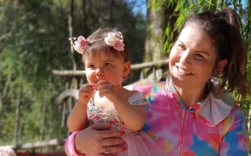 Katia Aveiro Espreite a festa e aniversário mágica da filha Valentina