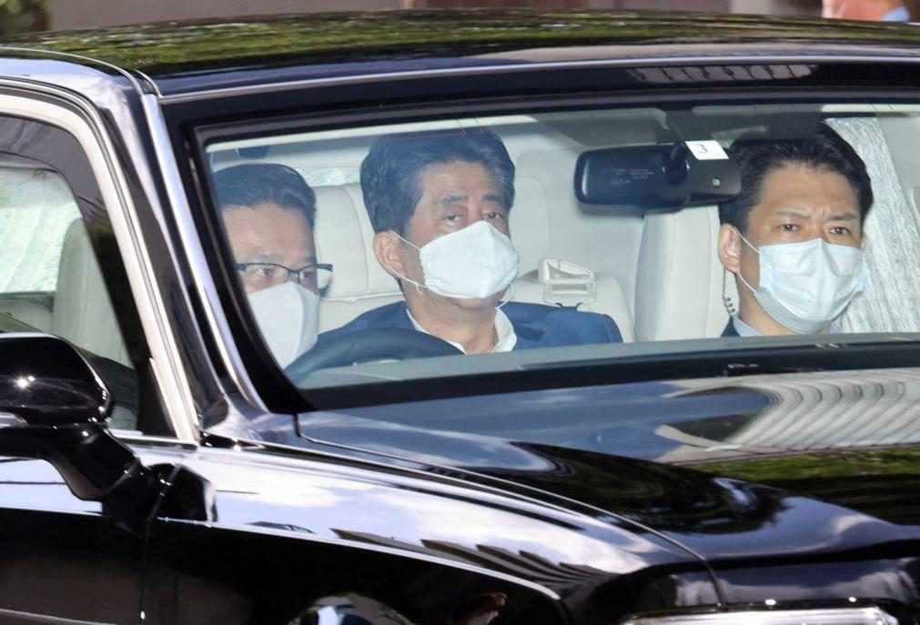Primeiro-ministro japonês resigna por motivos de saúde