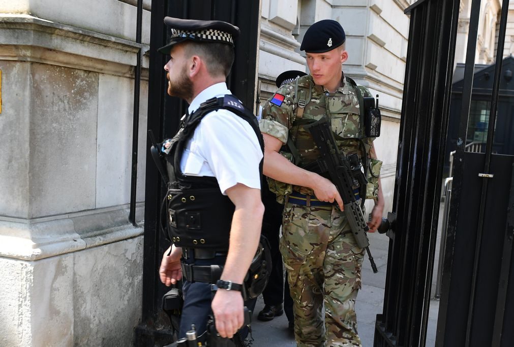 Polícia deteve homem por ligações ao atentado de Manchester
